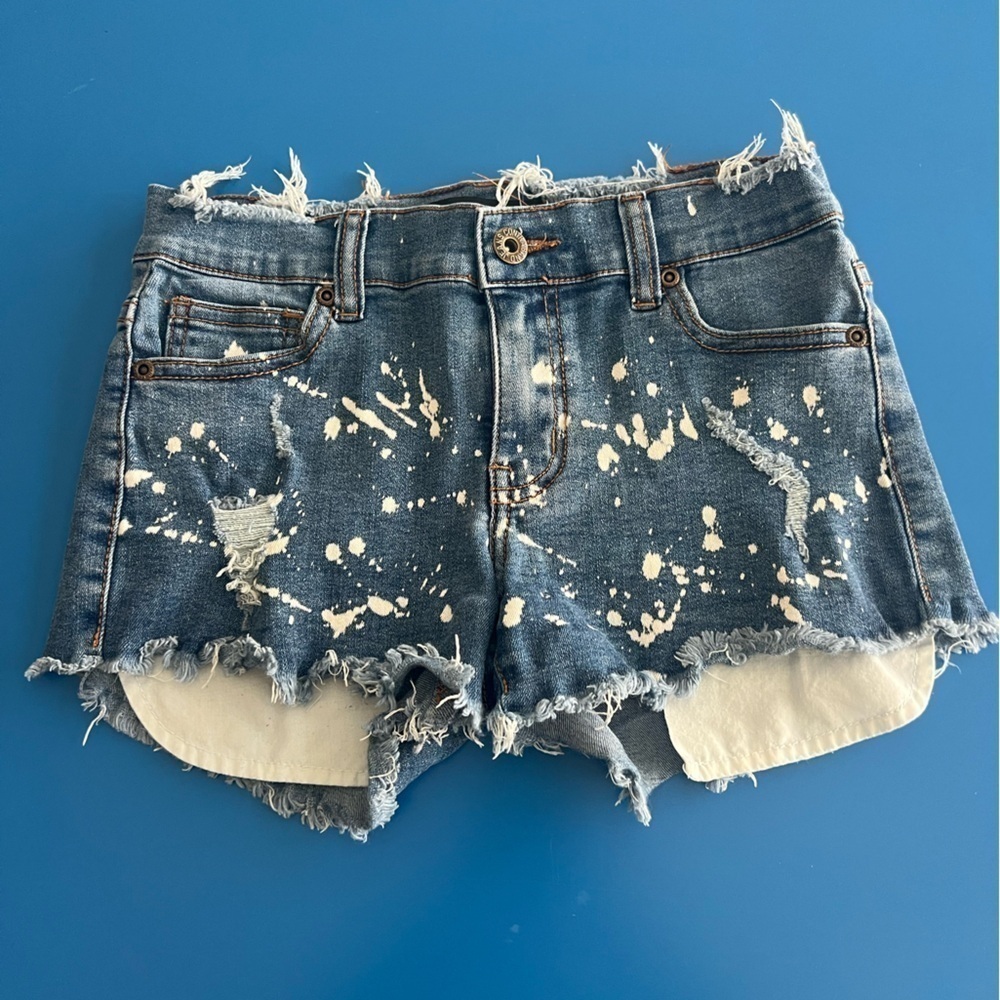 Contraband Girl’s Denim Shorts. Pristine Condition. Size 16.